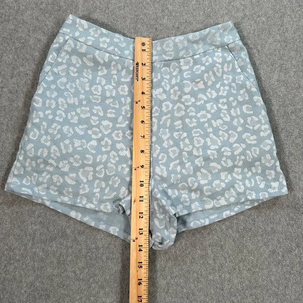 Altar'd State High Rise Shorts Women's X-Small Blue Animal Print Flat Front - Image 3