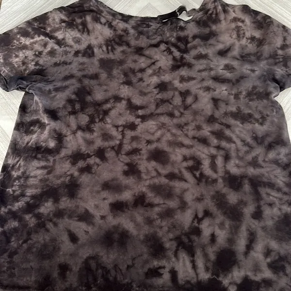 Philanthropy Women’s Distressed Black & Grey Tie Dye T-Shirt - Image 7