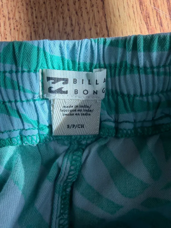 Billabong Shorts - Image 4