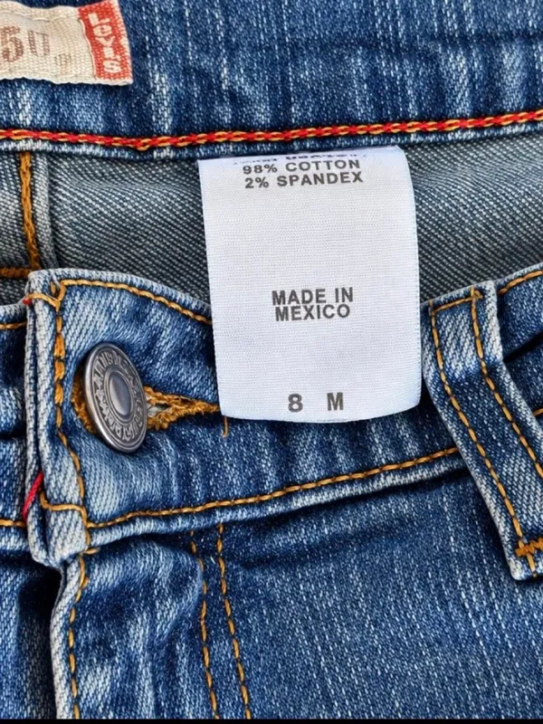Levi’s 550 Relaxed Fit Jeans Size 8 Medium Y2K - Image 2