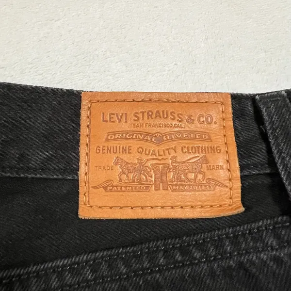 Levi's 70s High Straight Jeans Size 27 Raw Hem Grunge Whimsigoth Casual Classic - Image 6