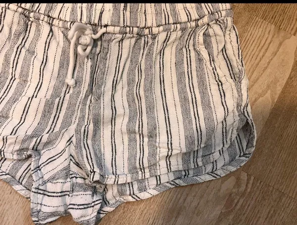 Women stripped black and white shorts - Image 2