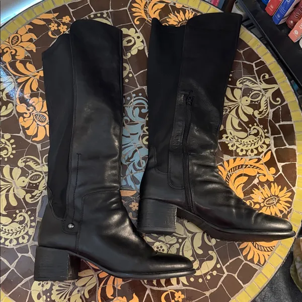 Nine West Classic Knee High Booys With Elastic Calf Sz: 8 - Image 4