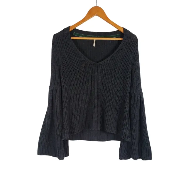 Free People Damsel Knit Black Sweater Top Bell Sleeve V-neck Size S - Image 4