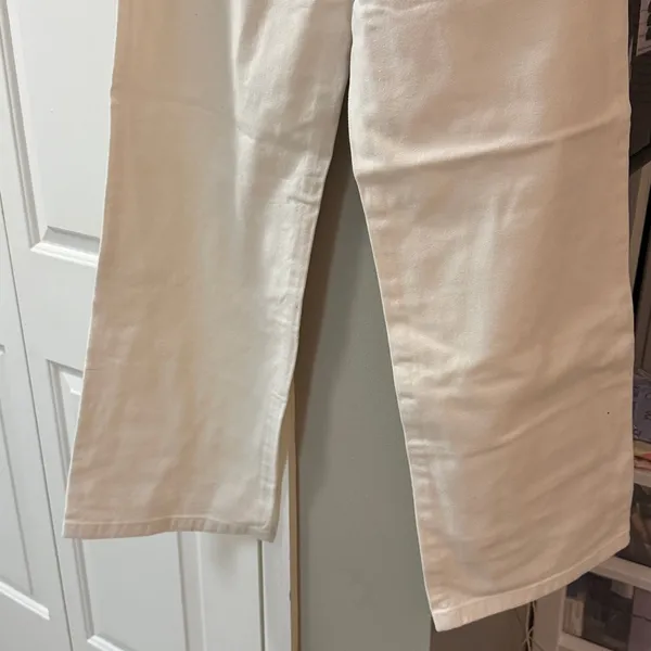 $115 NWT LICHI HIGH RISE WESTERN FLARE JEANS, white 28 - Image 9