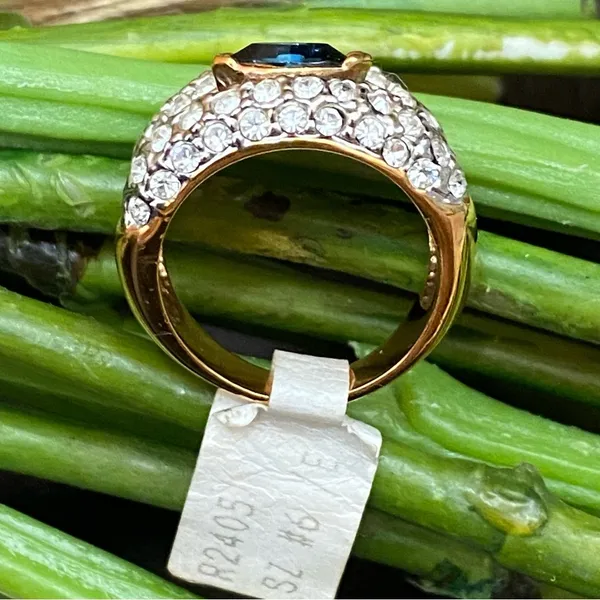 Vintage Blue Sapphire Rhinestone Gold-plated Statement Ring Size 6 - Image 13