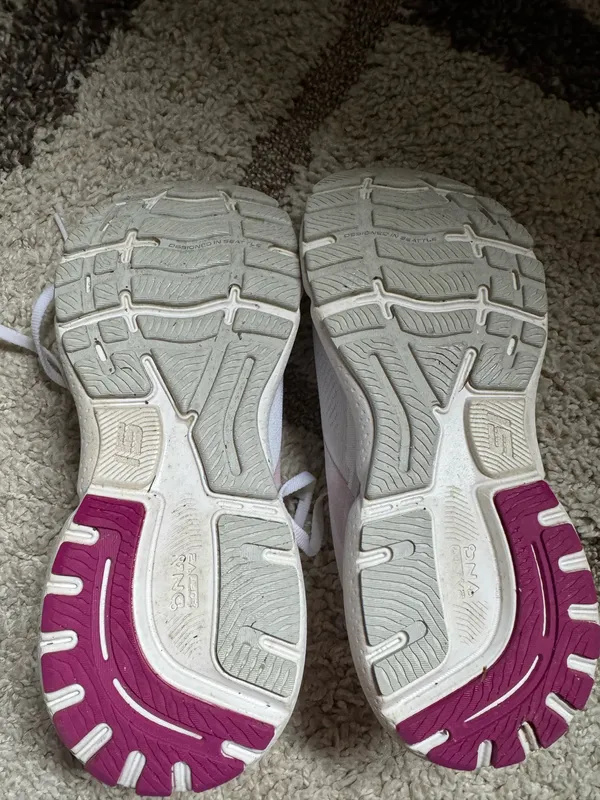 Brooks Ghost 15 Running Shoes Women’s - Image 5