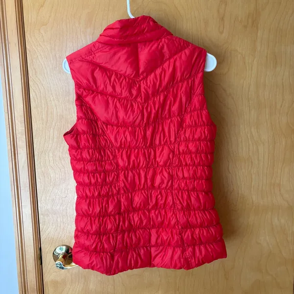 Athleta Puffer Vest Women Medium Red Down Filled Quilted Full Zip 138670-06 - Image 7