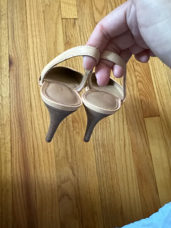 NWOT Banana Republic All Leather Vintage Slingback Sandals like hello soulmate Kitten Classic Pointed Casual Work Date Daily Low heeled Pumps Stilettos - Image 5