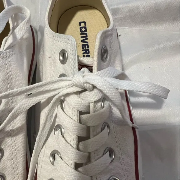 Converse Sneakers size 7 - Image 3