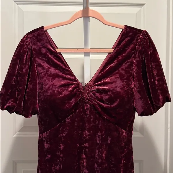 Guess‎ Burgundy Velvet Mini Dress Size 4 NWOT Whimsigoth Party Cocktail Glam - Image 3