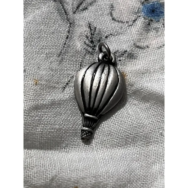 Vintage Ms. Dee Vintage Pewter Hot Air Balloon Up, Up & Away! Pendant - Image 3