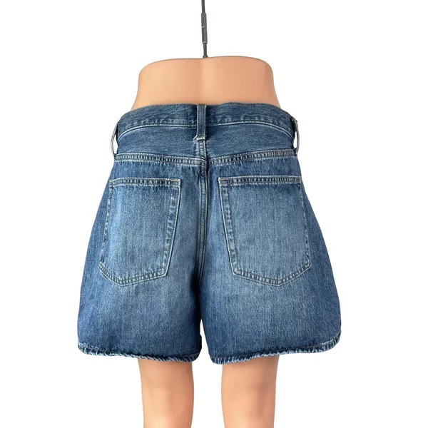 Uniqlo Women's Blue High Rise Bermuda Mom Boyfriend Denim Jean Shorts Size 29 - Image 4