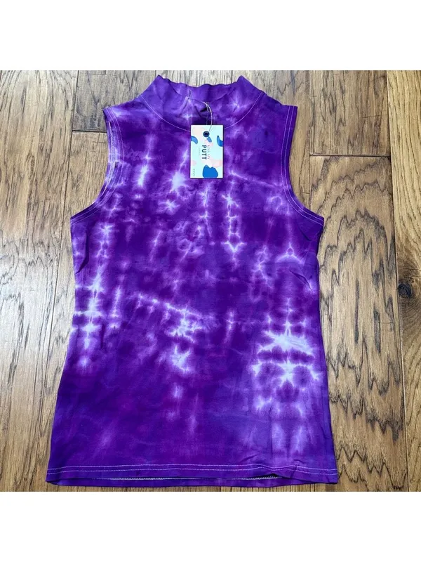 Kiss My Putt NWT women’s tie dye golf tops - Image 5