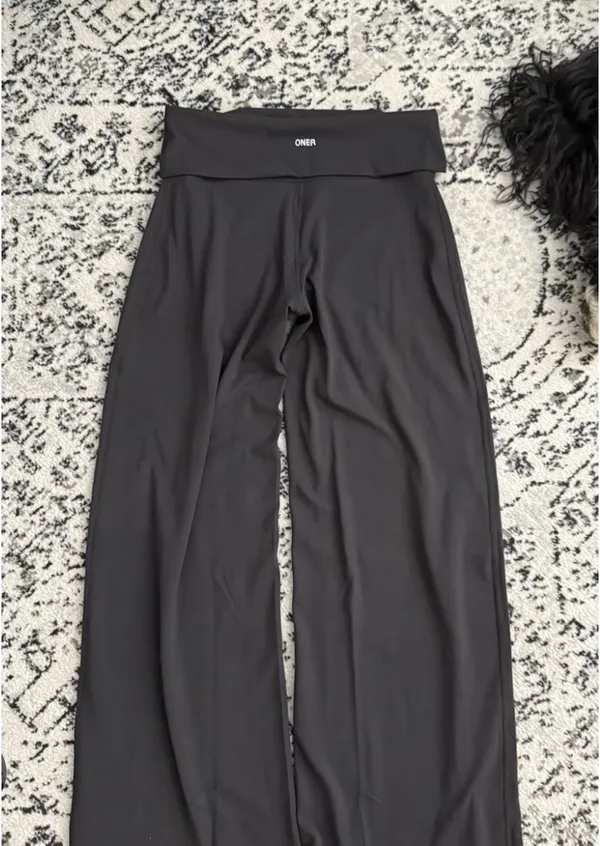 oner active soft motion fold pants - Image 4