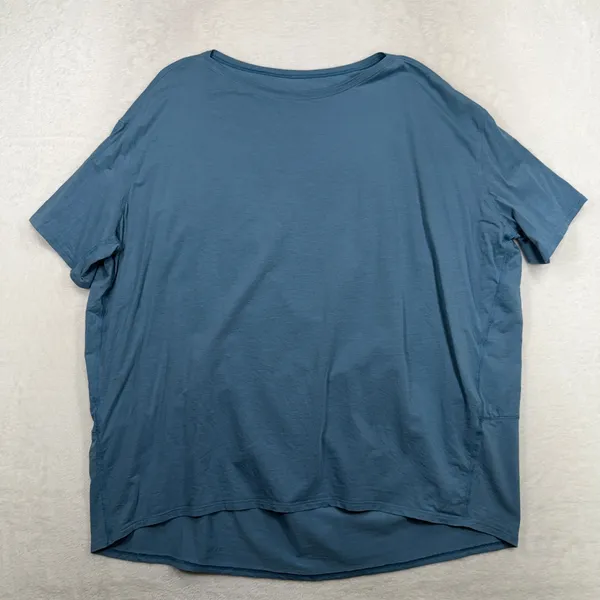 Lululemon Size 14 Back in Action Short Sleeve T-Shirt Utility Blue Relaxed Fit - Image 3