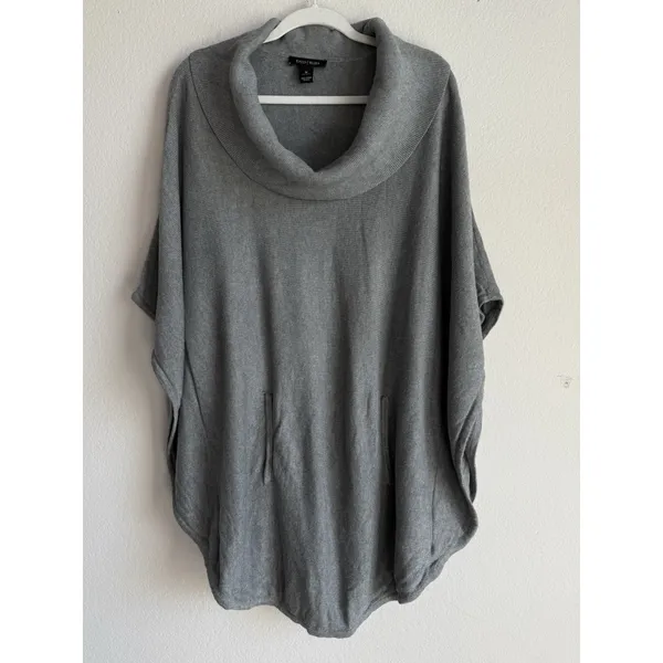 White House Black Market Women Size M Gray Cowl Neck Kangaroo Pocket Poncho Boho - Image 9