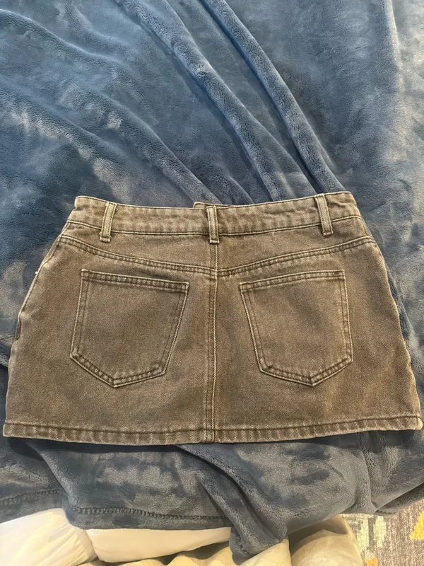 Edikted Dark Grey Denim Mini Skirt size s - Image 2