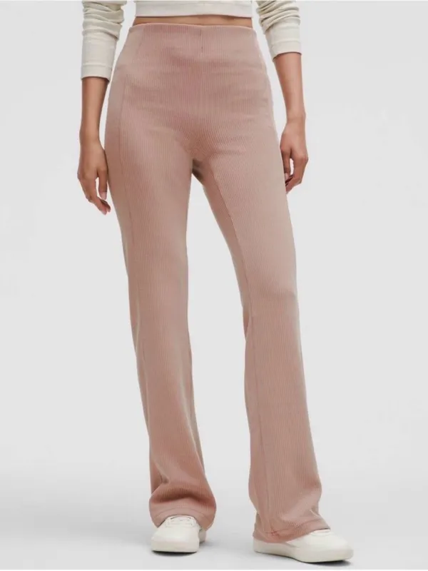 Lululemon Ribbed Softstreme Flared Pant *Regular - Twilight Rose Size 4 - Image 13