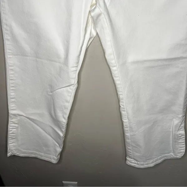 GAP Crop Boot cut White‎ Denim Jeans - Image 4