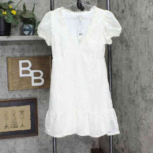 NWT Speechless Lace Ruffled Lined Pullover Pouf Sleeve V Neck Dress S Off White - Image 4