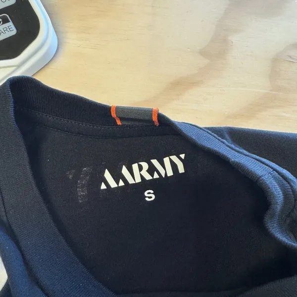 AARMY Black White Colorblock Sleeveless Crop Top Small Running Athleisure Gym‎ - Image 6