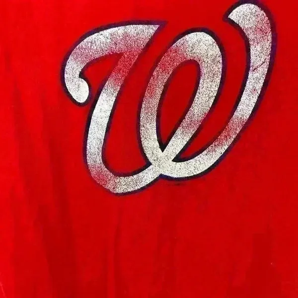 Washington Nationals 5th & Ocean Offical‎ Merchandise Size Medium - Image 2