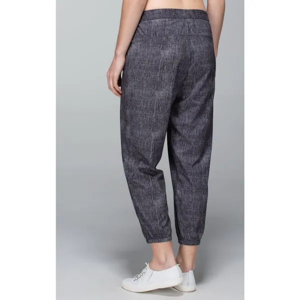 Lululemon Rollin' With My Omies Pant Joggers Burlap Texture Black Dune/Black Siz - Image 4