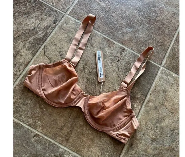 Skims No Show Molded Unlined Balconette Bra Ochre 32B - Image 2