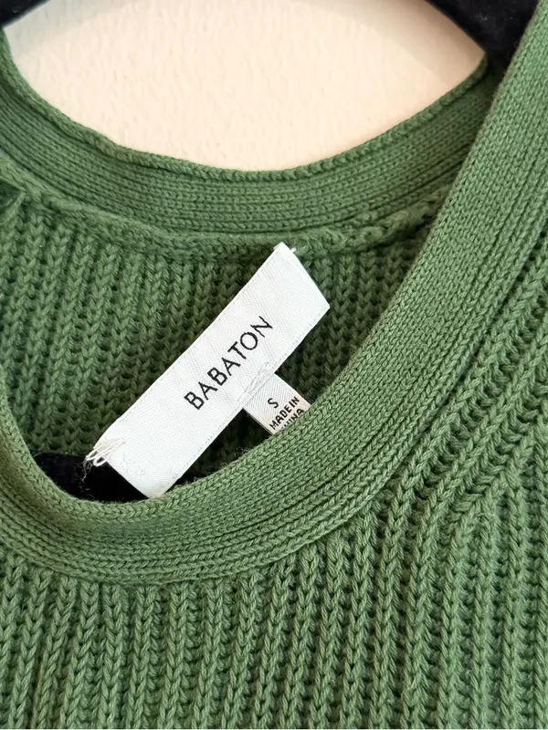 Aritzia Babaton Olive Green Sleeveless Ribbed Knit Tank Top Size Small - Image 4