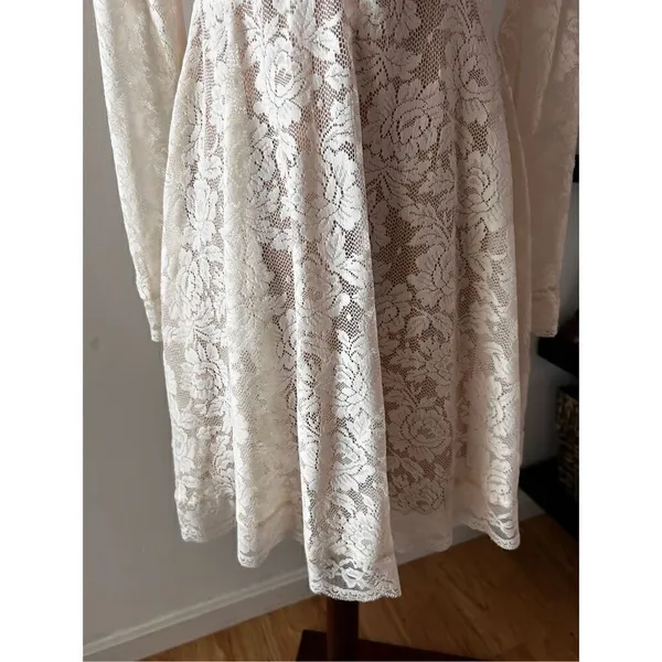 Lace white tan dress size small - Image 6