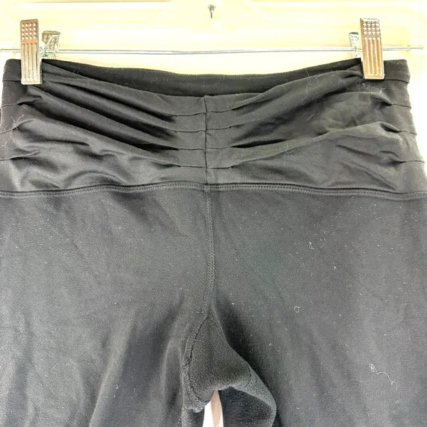 Lululemon Black Venus Ruched Cropped Leggings Size 6 - Image 3