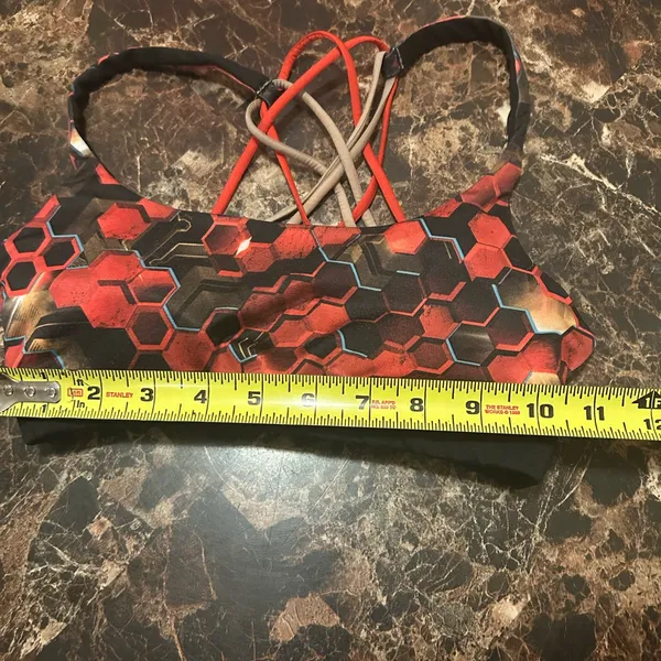 Marvel for her universe Red and Black Hexagon Sports Bra - size extra small - Image 6