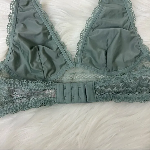 Victoria’s Secret Green Lace Bralette Size XS - Image 8