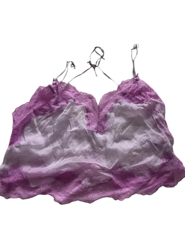 NWT SKIMS ROMANCE LACE CROPPED CAMI AND SHORT SET Sugar Plum Large - Image 9