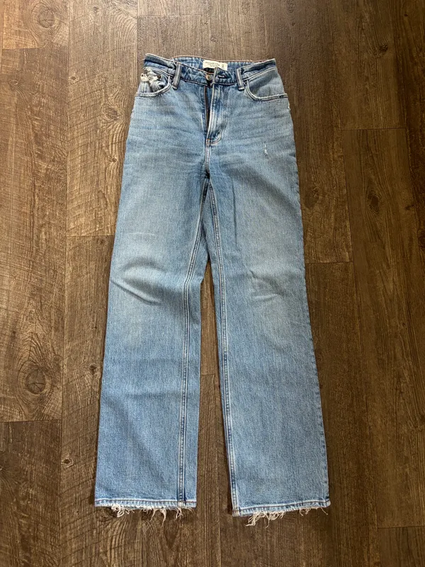 Abercrombie & Fitch 90’s Relaxed Jean - Image 3
