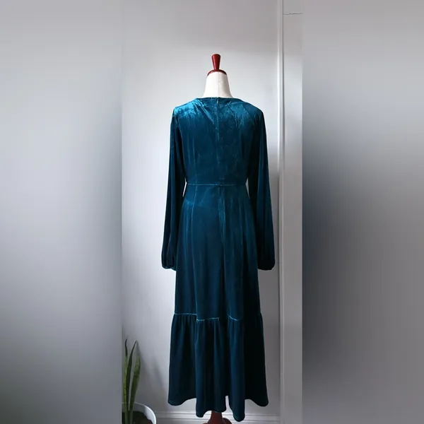 Baltic Born Deep Blue Velvet Long Sleeve Dress Deep V neck Elegant Midi Medium - Image 3