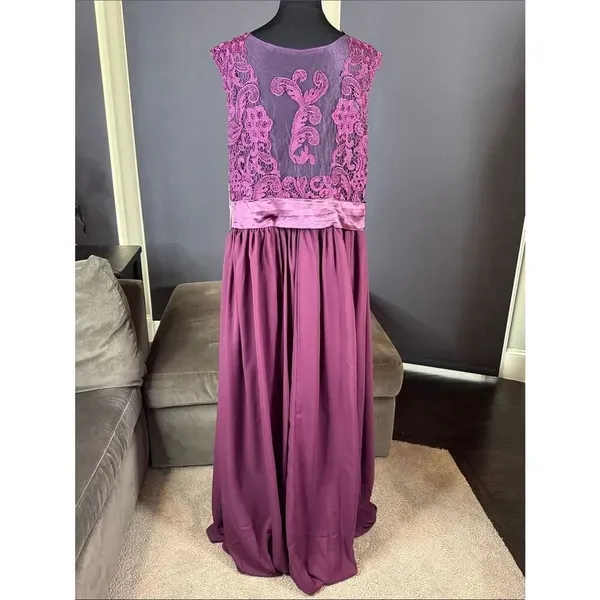 Women’s Purple Lace Bodice Full Length Formal Bridesmaid Dress Size 18 NWT - Image 4