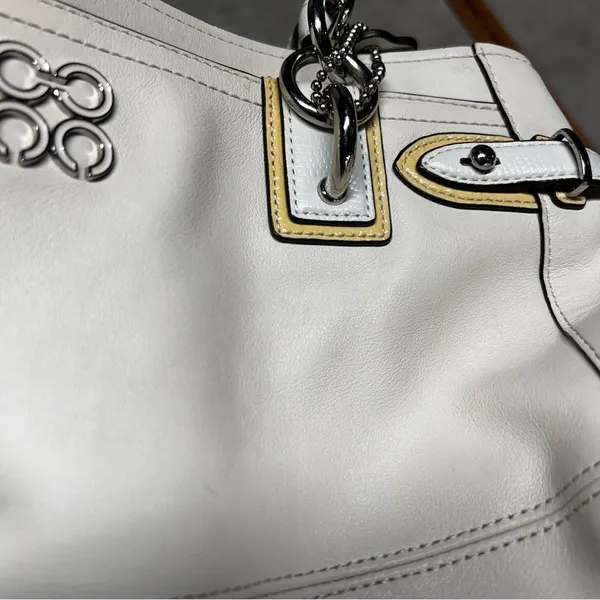 Vintage Coach Cream White Colette Leather Carryall Bag Purse No. J1020-16460 - Image 9