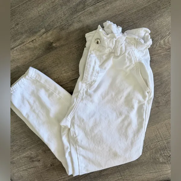 ZARA Size 2 White Paperbag Jeans - Image 3