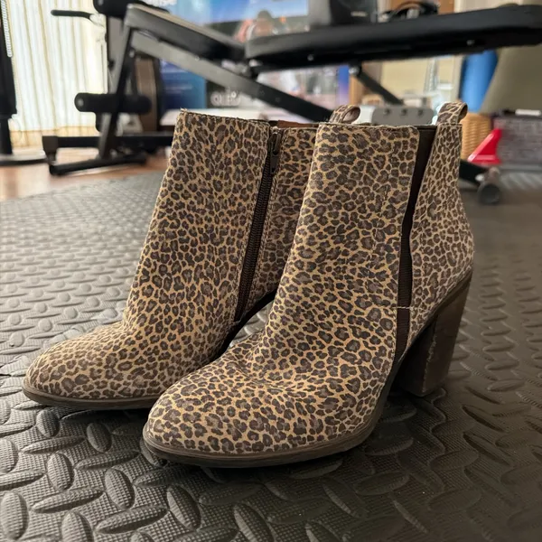Lucky Brand Booties - Image 4