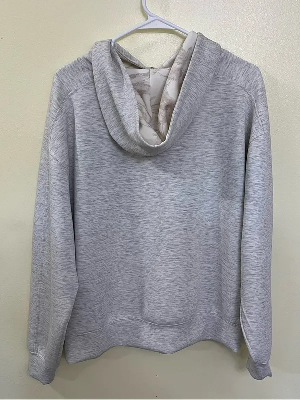 NEW Altar’d State AS Revival Super Soft Heather Gray Camo Hoodie Size Small - Image 4