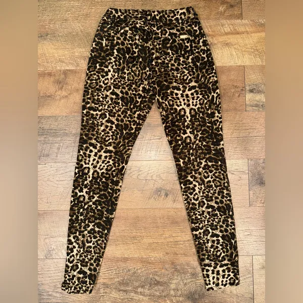 Jennifer Lopez Cheetah Print Skinny Jeans - Image 13