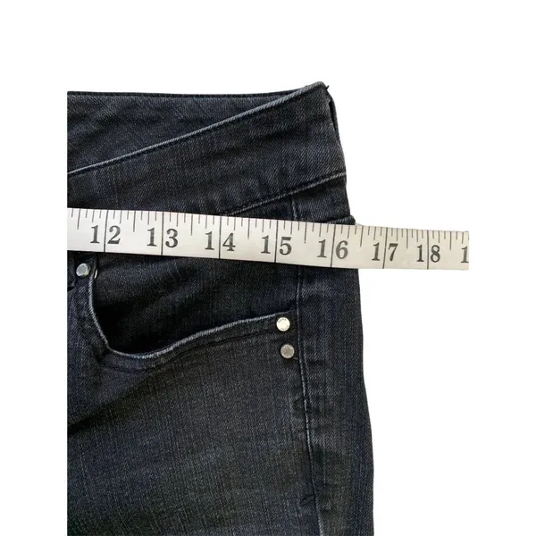 White House Black Market Women's Black Distressed Jeans - Image 6