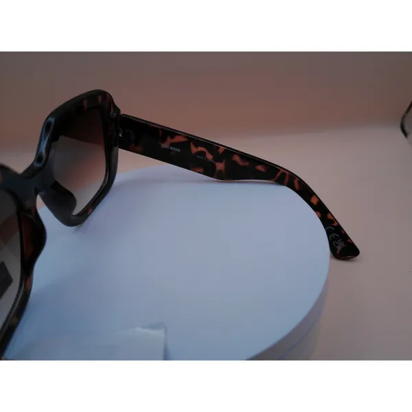 Steve Madden Margia Tortoise‎ Shell Square Sunglasses Brown Gradient SM Logo NEW - Image 7