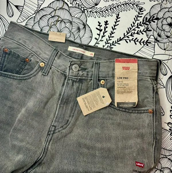 NWT Levi’s Low Pro Straight Jeans - Image 5