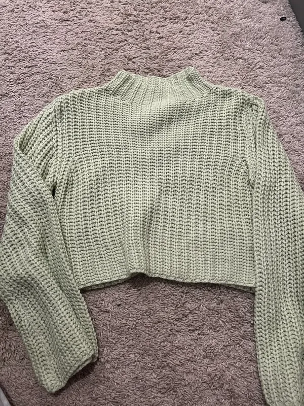 SheIn Green Sweater - Image 3