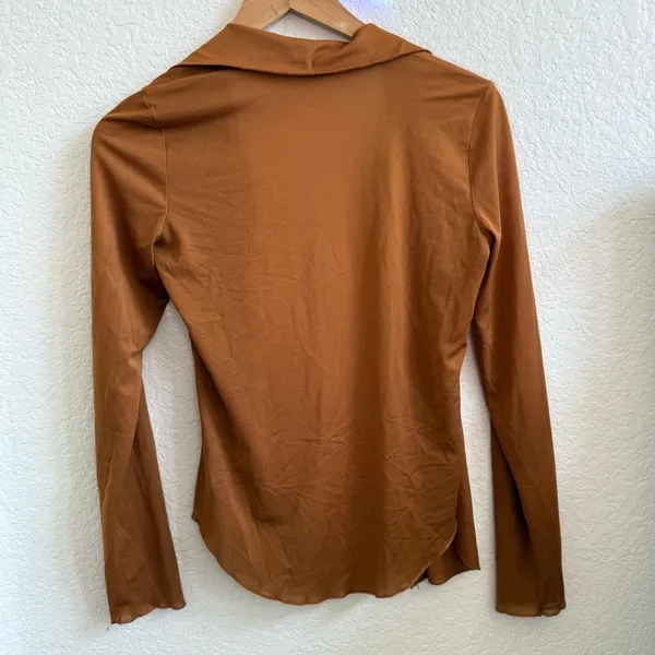 Wilfred Aritzia Slightly Sheer Pose Long Sleeve Button Down Collar Top Blouse S - Image 8