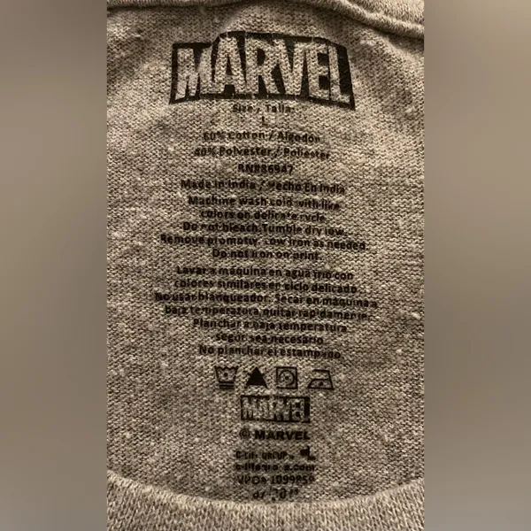 Marvel- Black Panther, gray and black short sleeve top Size‎ L - Image 3