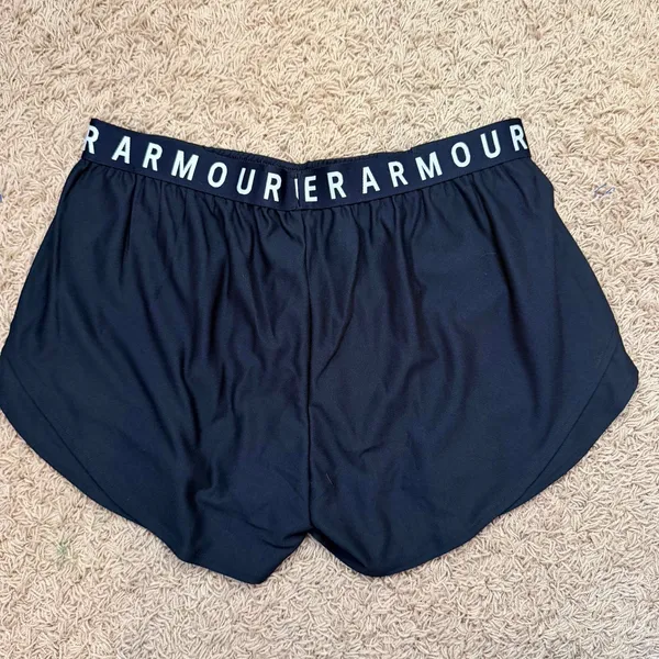 NWT! Under Armour Black HeatGear Athletic Shorts Size XL - Image 2